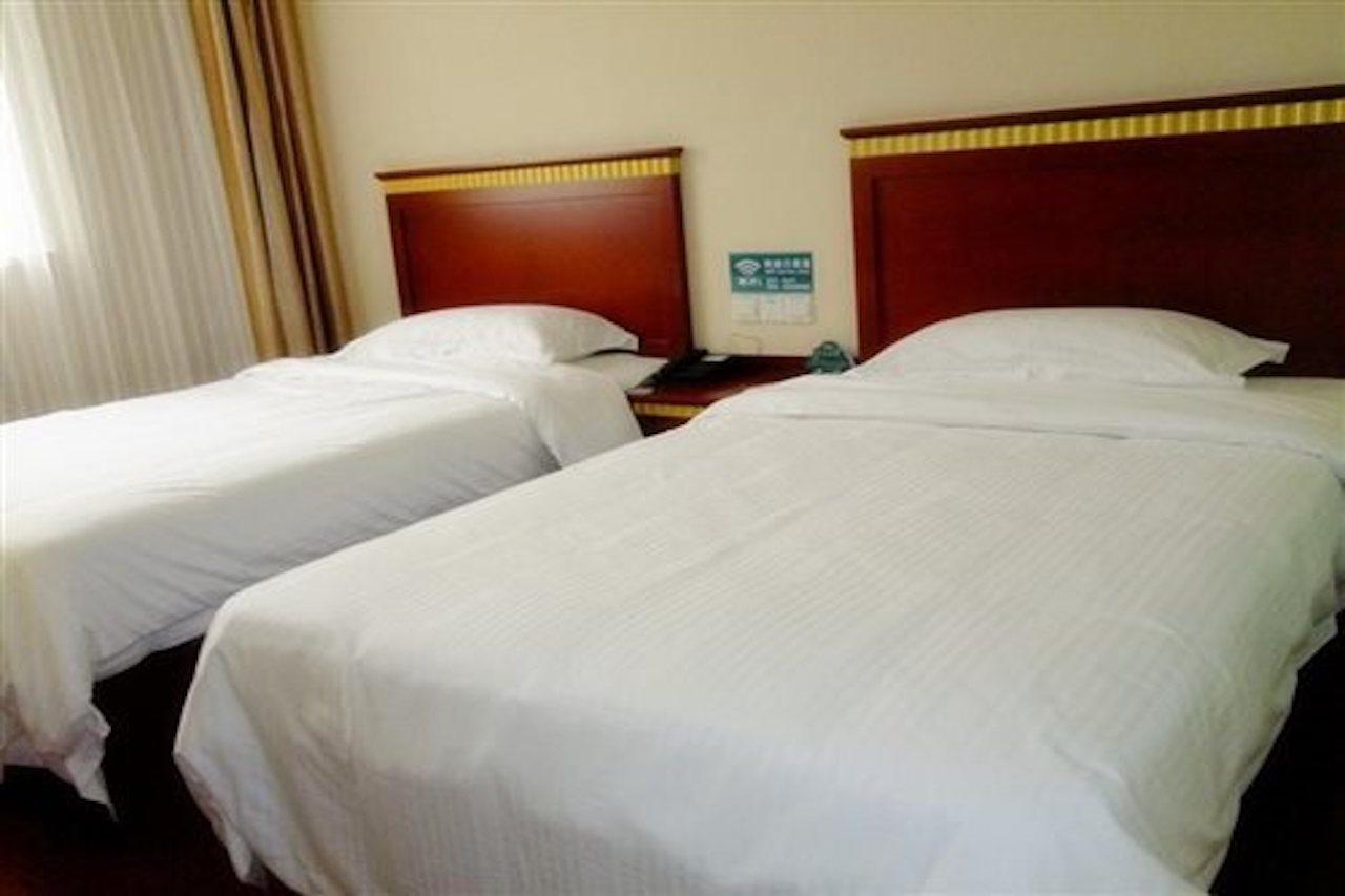 Greentree Inn Henan Luoyang Wangcheng Square Business Hotel Bagian luar foto